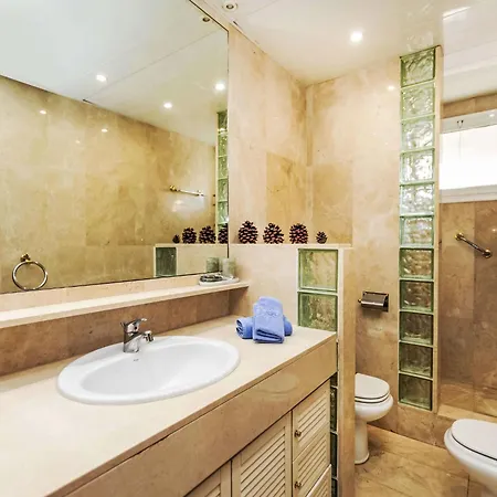 Sants-les Corts Galileu By Interhome Барселона